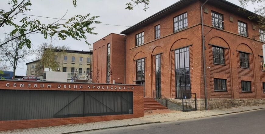 Budynek Centrum Usług Społecznych w Zabrzu przy ul. Stalmacha 7